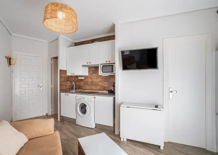 Seaside Serenity In Apartment Denia